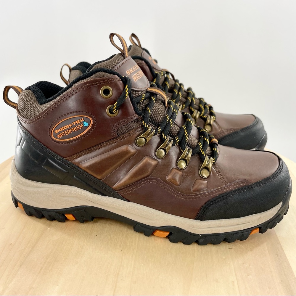 SKECHERS Traven hiking boots waterproof size 4 boys